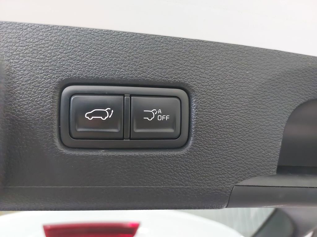 Used 2025 Kia Telluride S image 13
