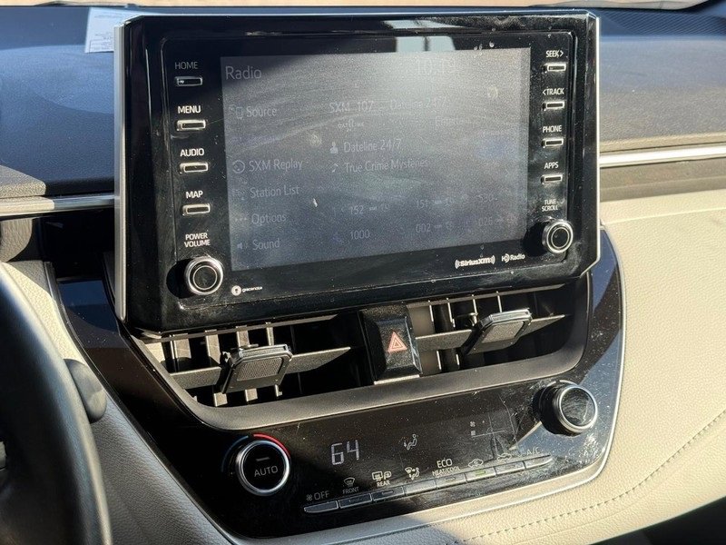 Used 2022 Toyota Corolla SE image 18
