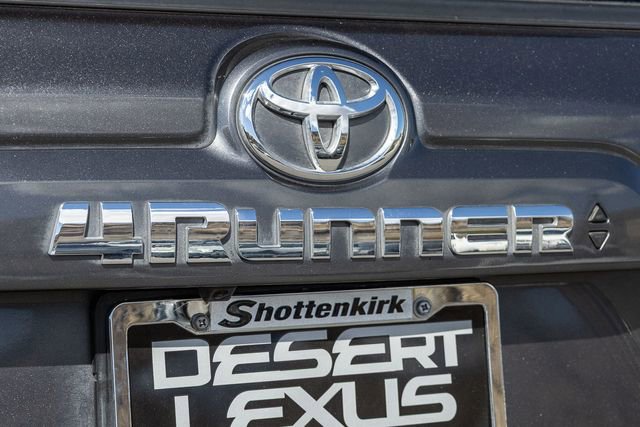 Used 2022 Toyota 4Runner SR5 Premium w/ Moonroof Package AWD/4WD image 5