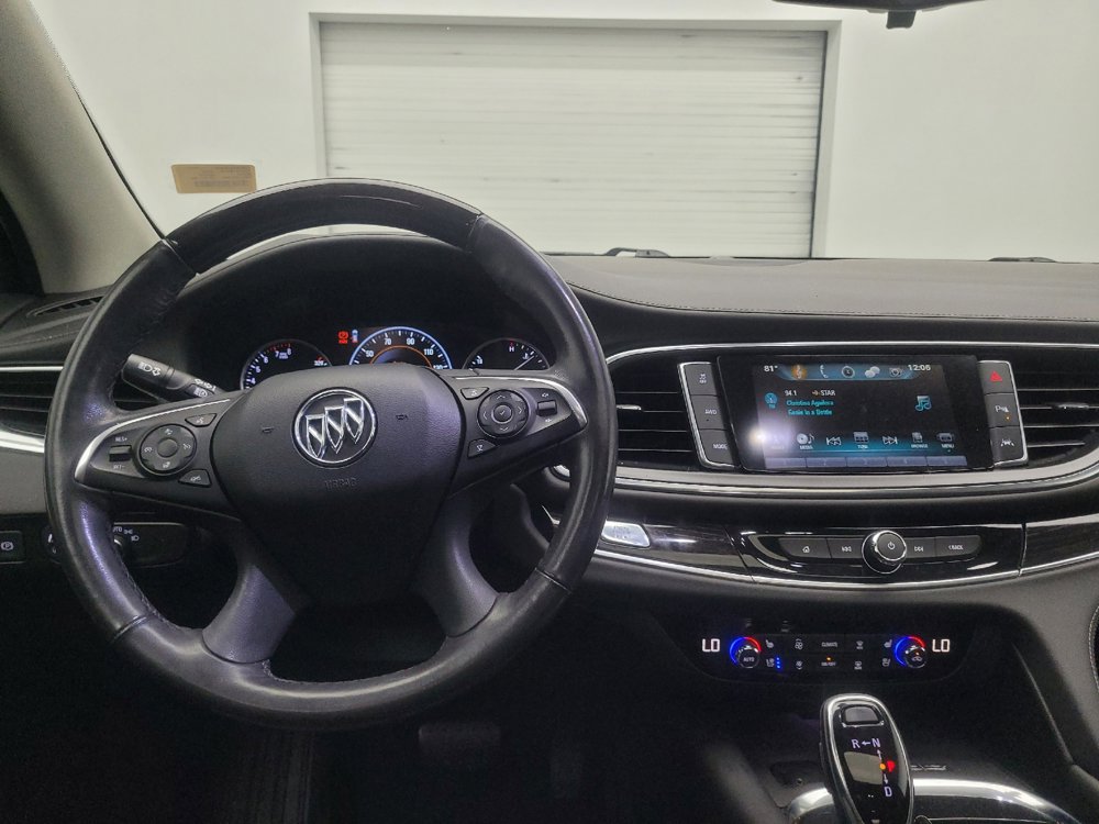 Used 2019 Buick Enclave Avenir w/ Avenir Technology Package AWD/4WD image 22