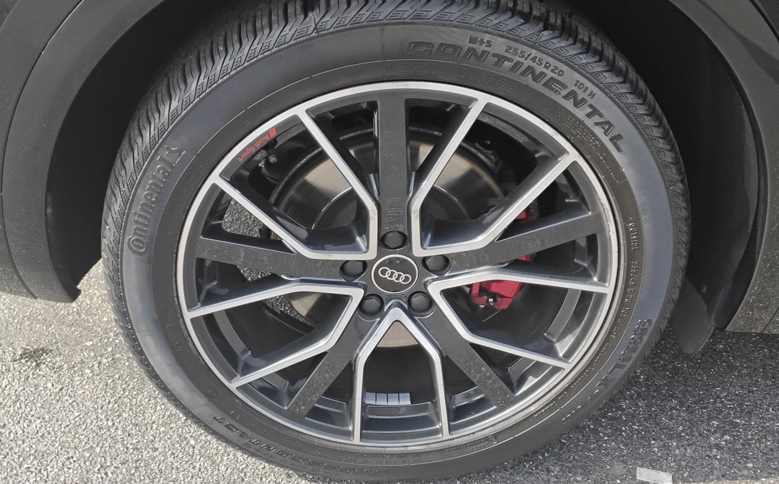 Used 2023 Audi SQ5 Premium Plus w/ Premium Plus Package image 11