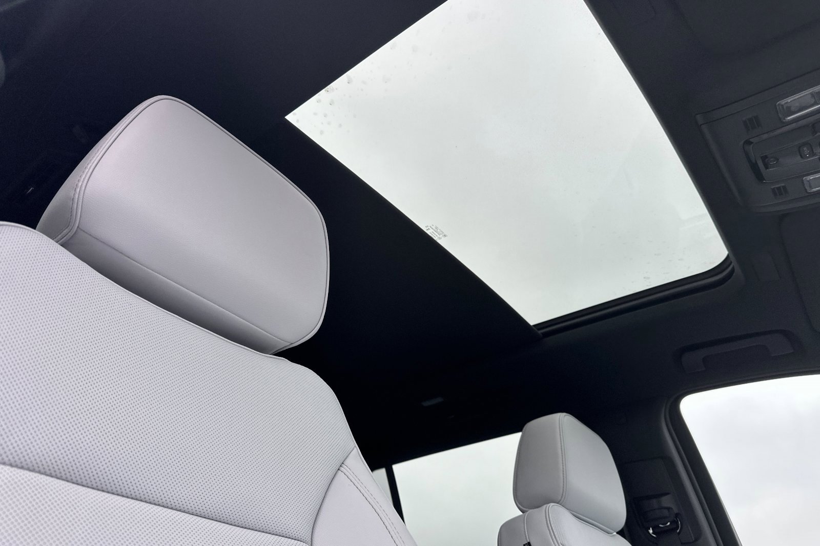 New 2026 Chevrolet Suburban Premier w/ Sun And Tow Package image 20