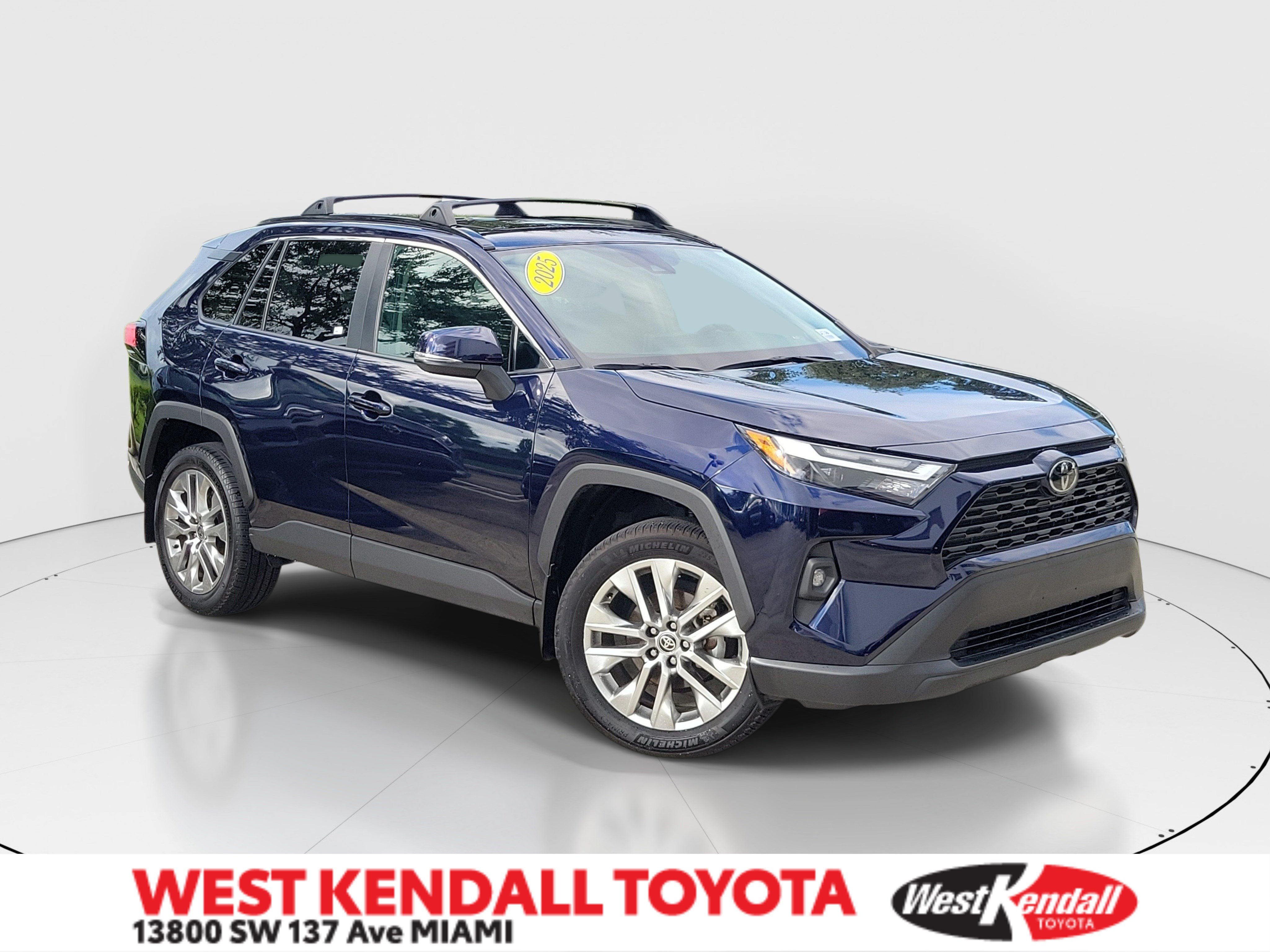 Used 2025 Toyota RAV4 XLE Premium FWD image 1