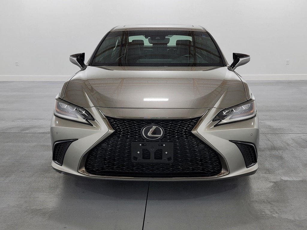 Used 2019 Lexus ES 350 F Sport w/ Accessory Package FWD image 3
