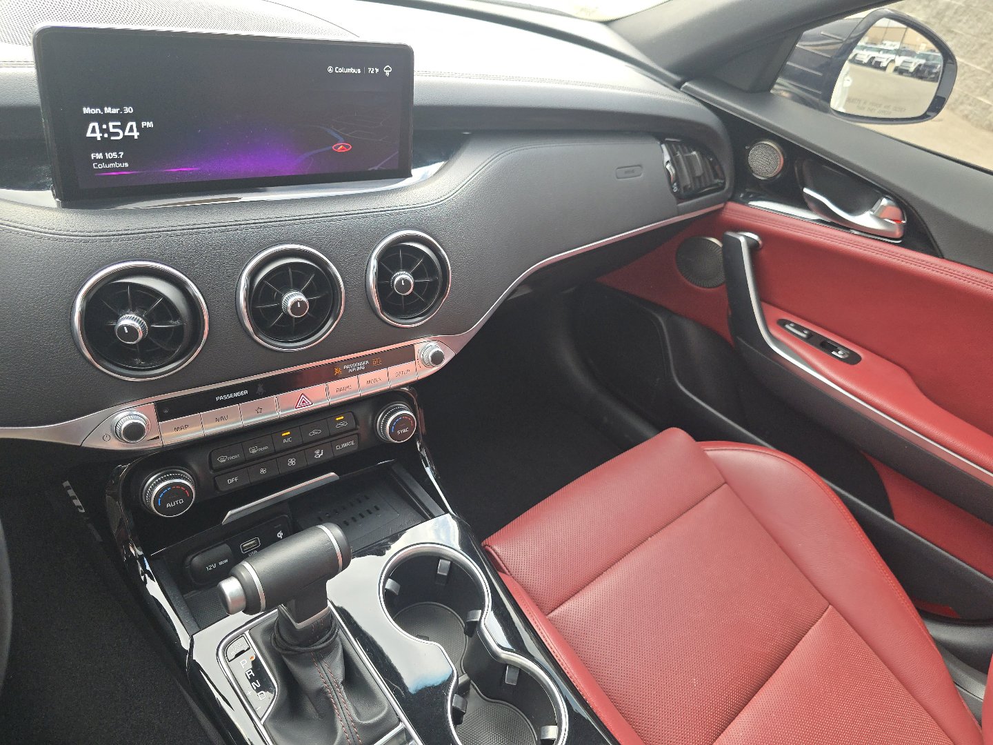 Used 2023 Kia Stinger GT-Line w/ Sun & Sound Package image 29
