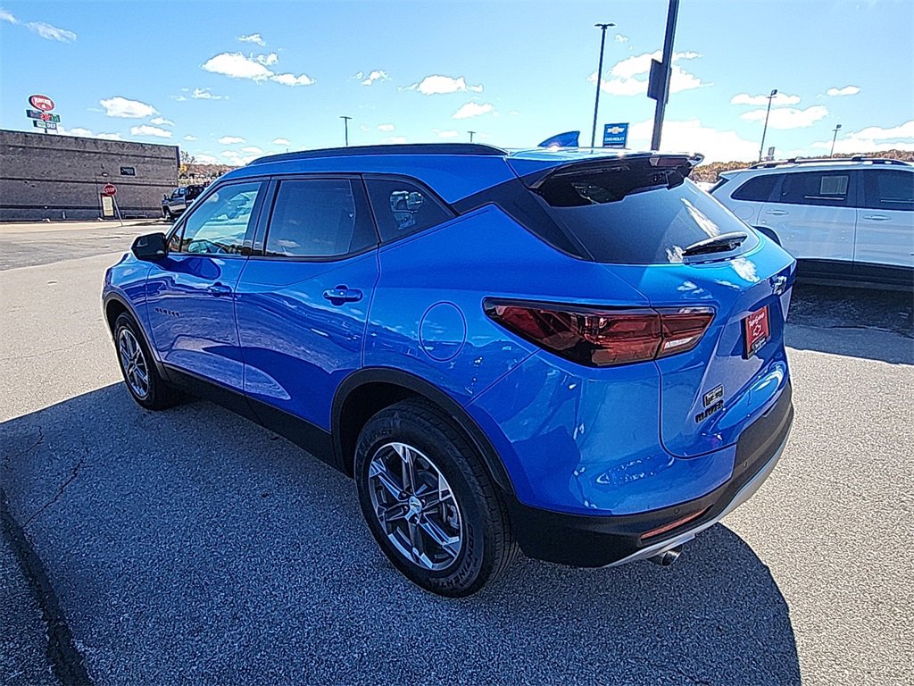 Used 2024 Chevrolet Blazer LT w/ Convenience Package image 6