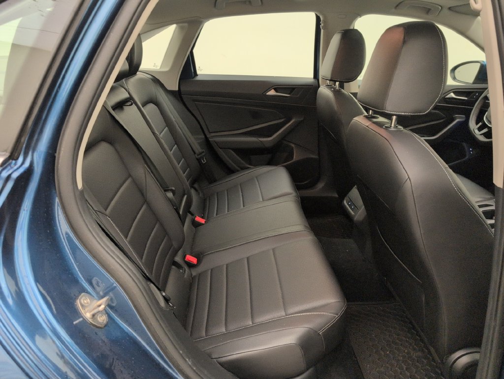 Used 2021 Volkswagen Jetta SEL FWD image 17