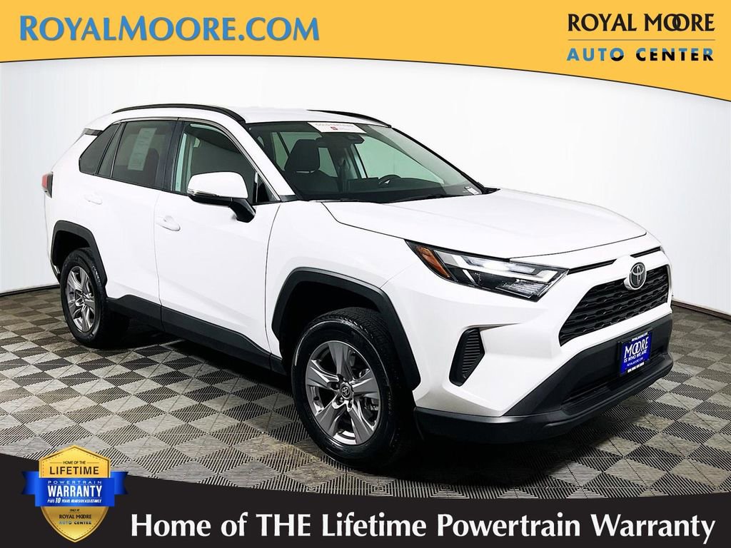 Certified 2025 Toyota RAV4 XLE AWD/4WD image 1