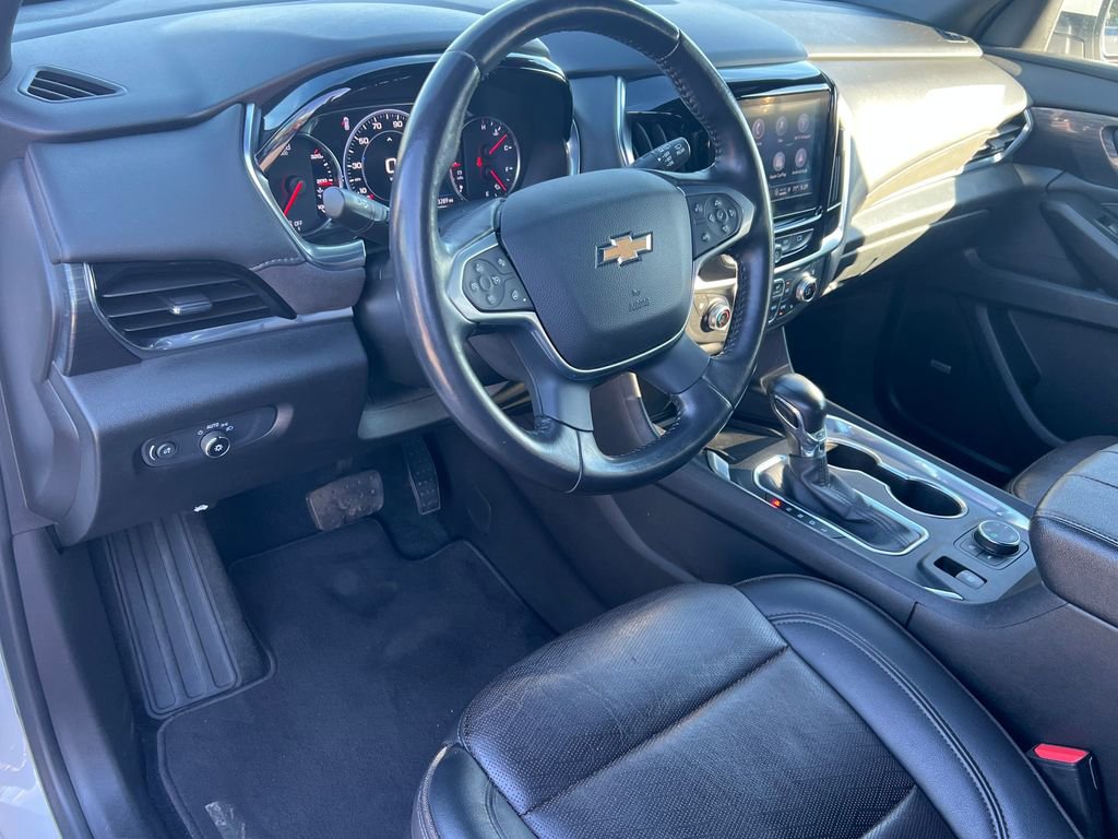 Used 2022 Chevrolet Traverse High Country image 21