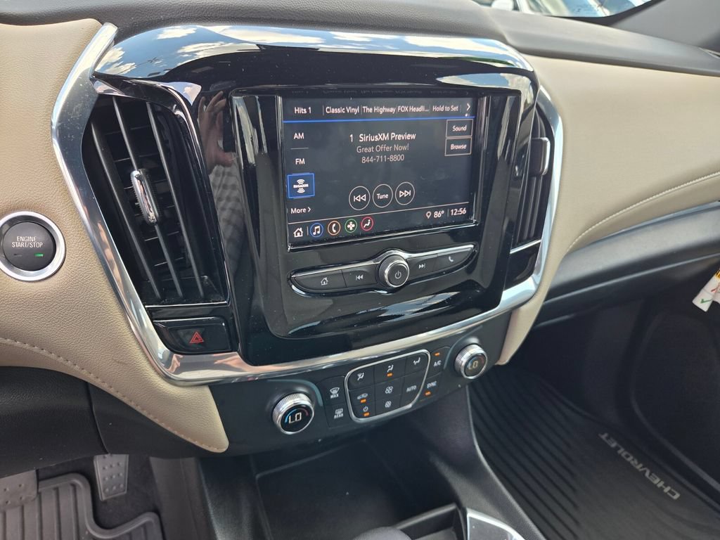 Used 2023 Chevrolet Traverse LS FWD image 23