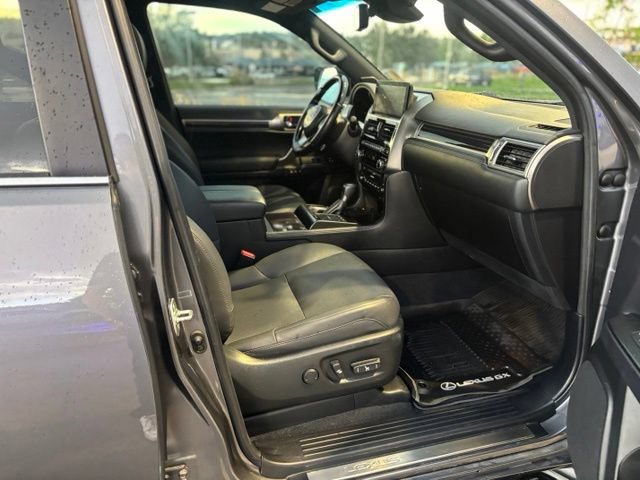 Used 2022 Lexus GX 460 Premium w/ Premium Package AWD/4WD image 34