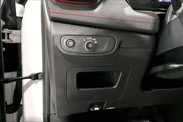 Used 2025 Chevrolet TrailBlazer RS w/ Convenience Package AWD/4WD image 39