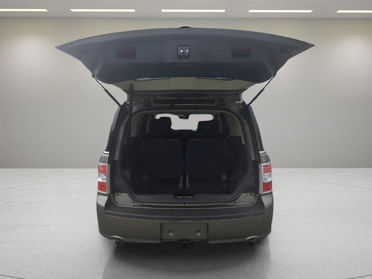 Used 2014 Ford Flex Limited w/ Equipment Group 303A AWD/4WD image 26