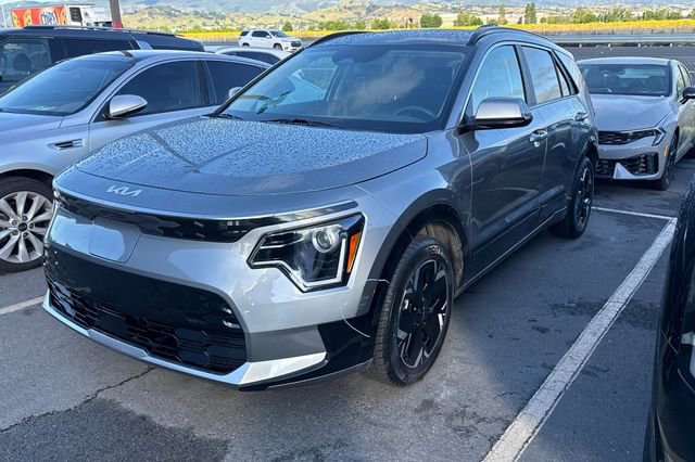 Certified 2024 Kia Niro Wind image 2
