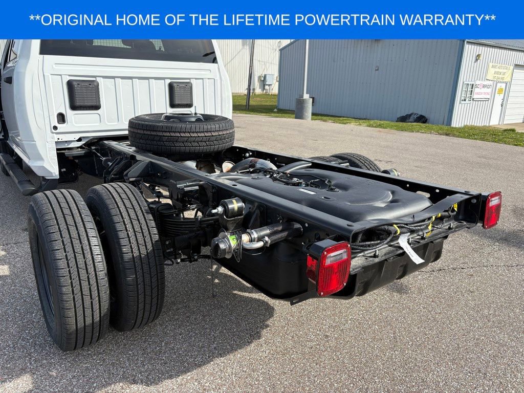 New 2026 RAM 3500 Tradesman AWD/4WD image 23