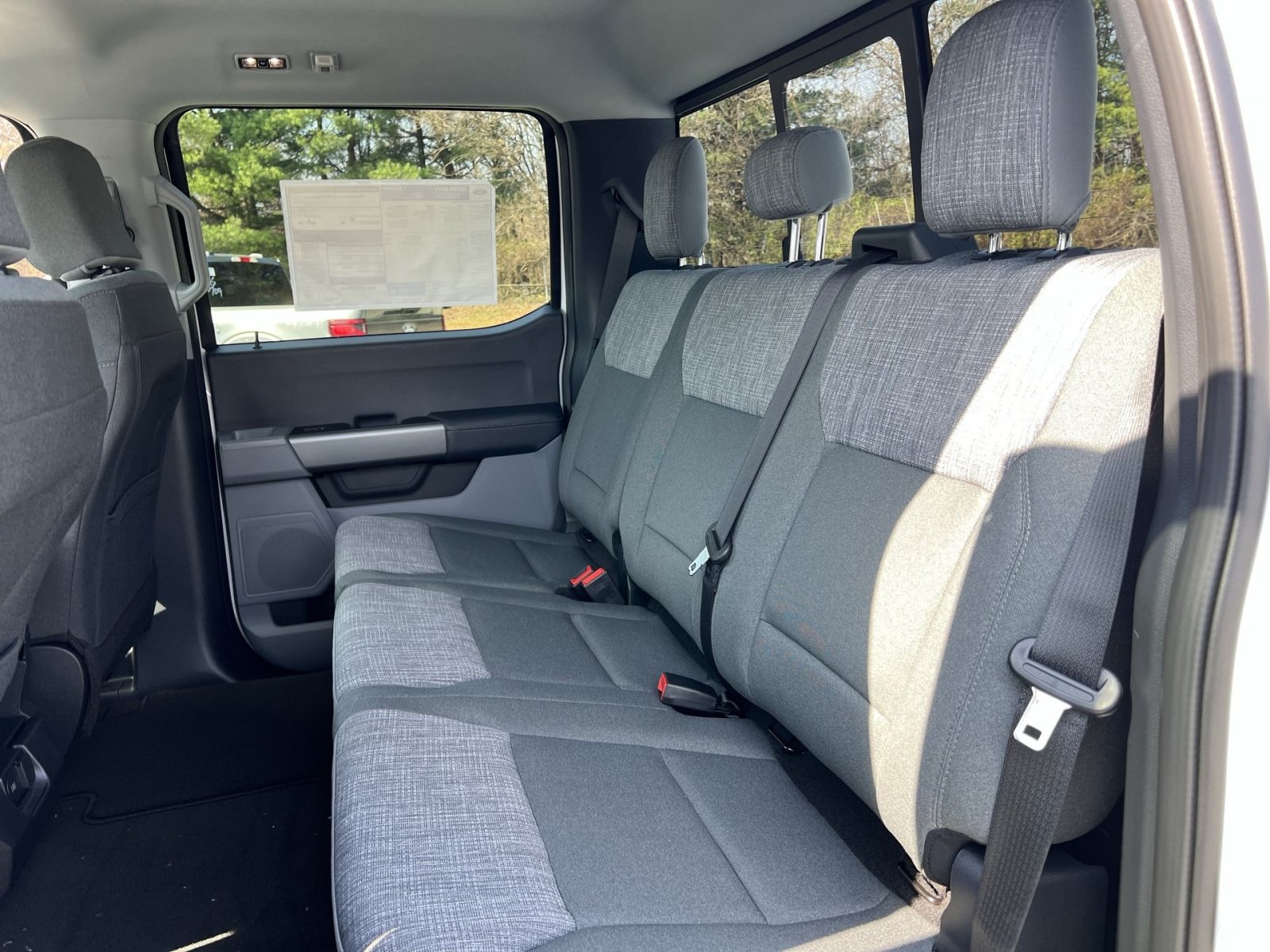 New 2026 Ford F250 XLT w/ FX4 Off-Road Package AWD/4WD image 31