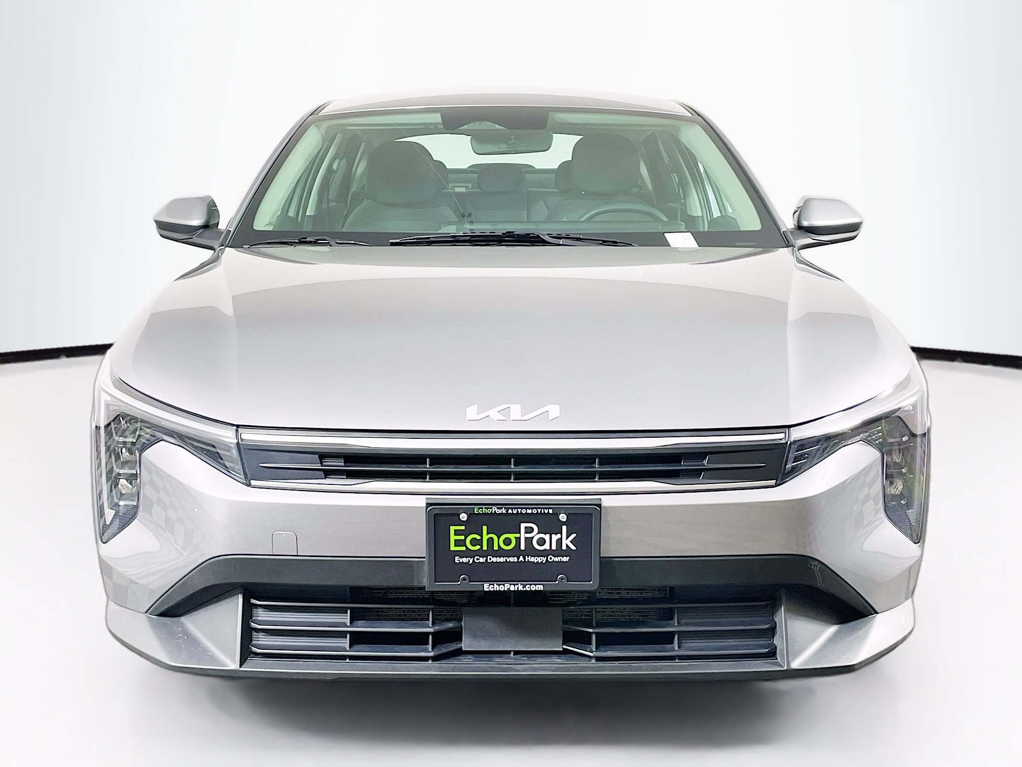 Used 2025 Kia K4 LXS image 2