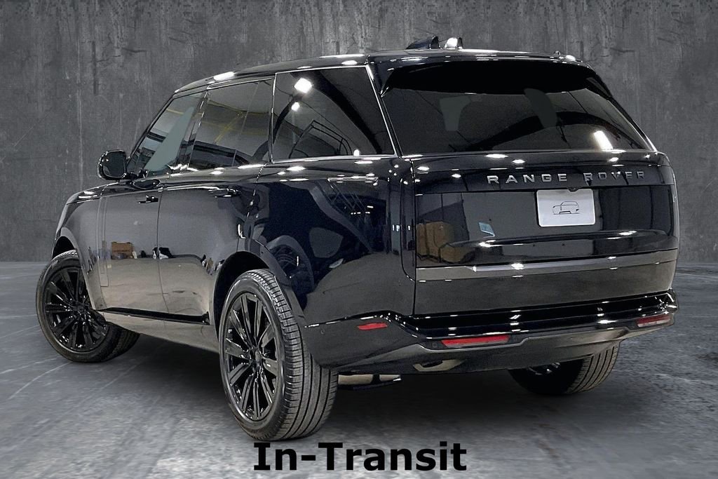 Used 2026 Land Rover Range Rover SE AWD/4WD image 4