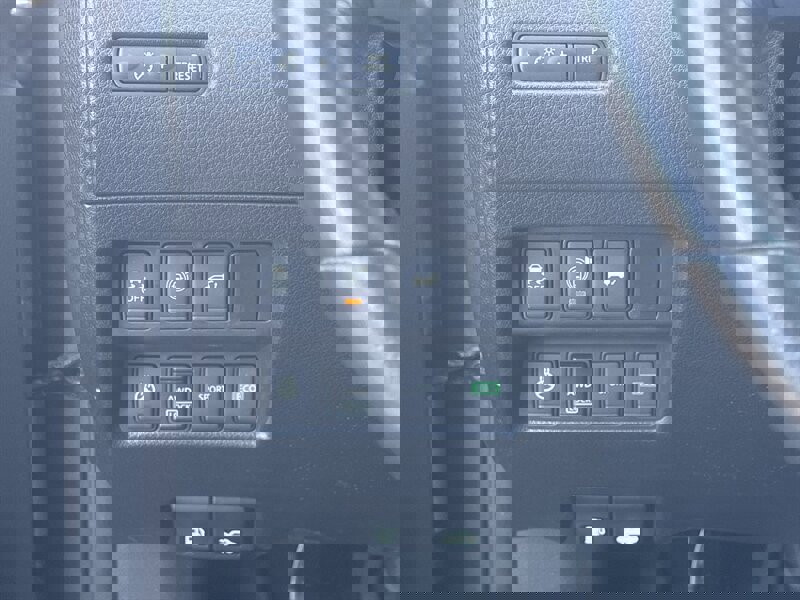 Used 2017 Nissan Rogue SL image 30