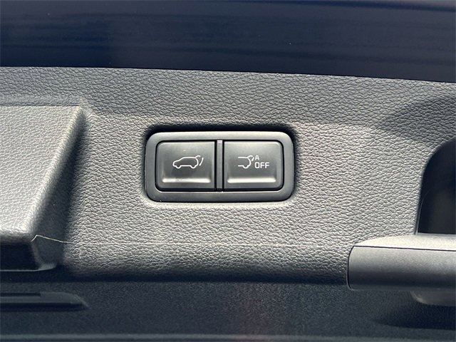 Used 2025 Kia Telluride EX w/ EX Captain's Chair Package image 38