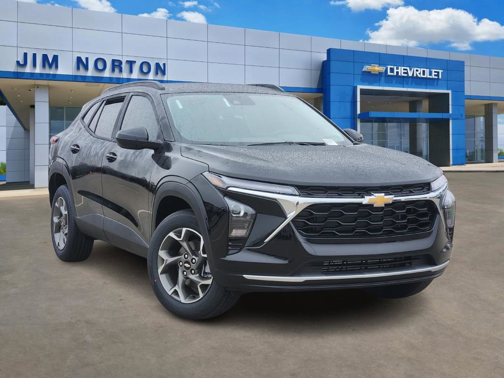 New 2026 Chevrolet Trax LT w/ Driver Confidence Package
