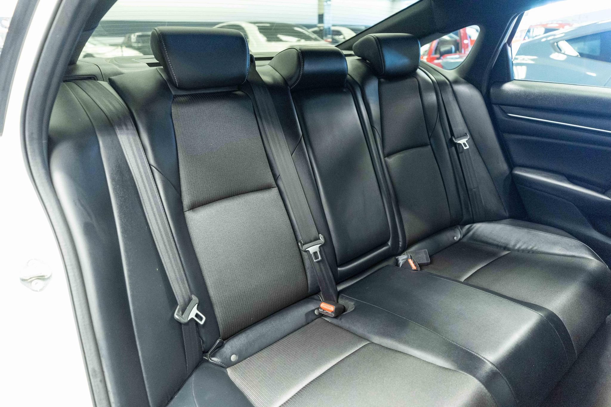 Used 2018 Honda Accord Sport image 13