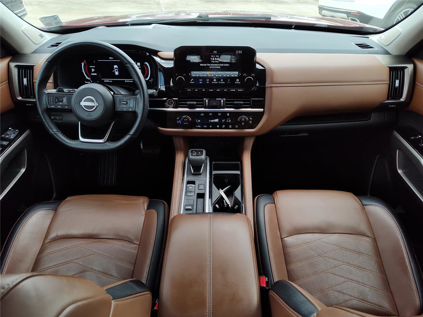 Used 2024 Nissan Pathfinder Platinum w/ Cargo Package image 22