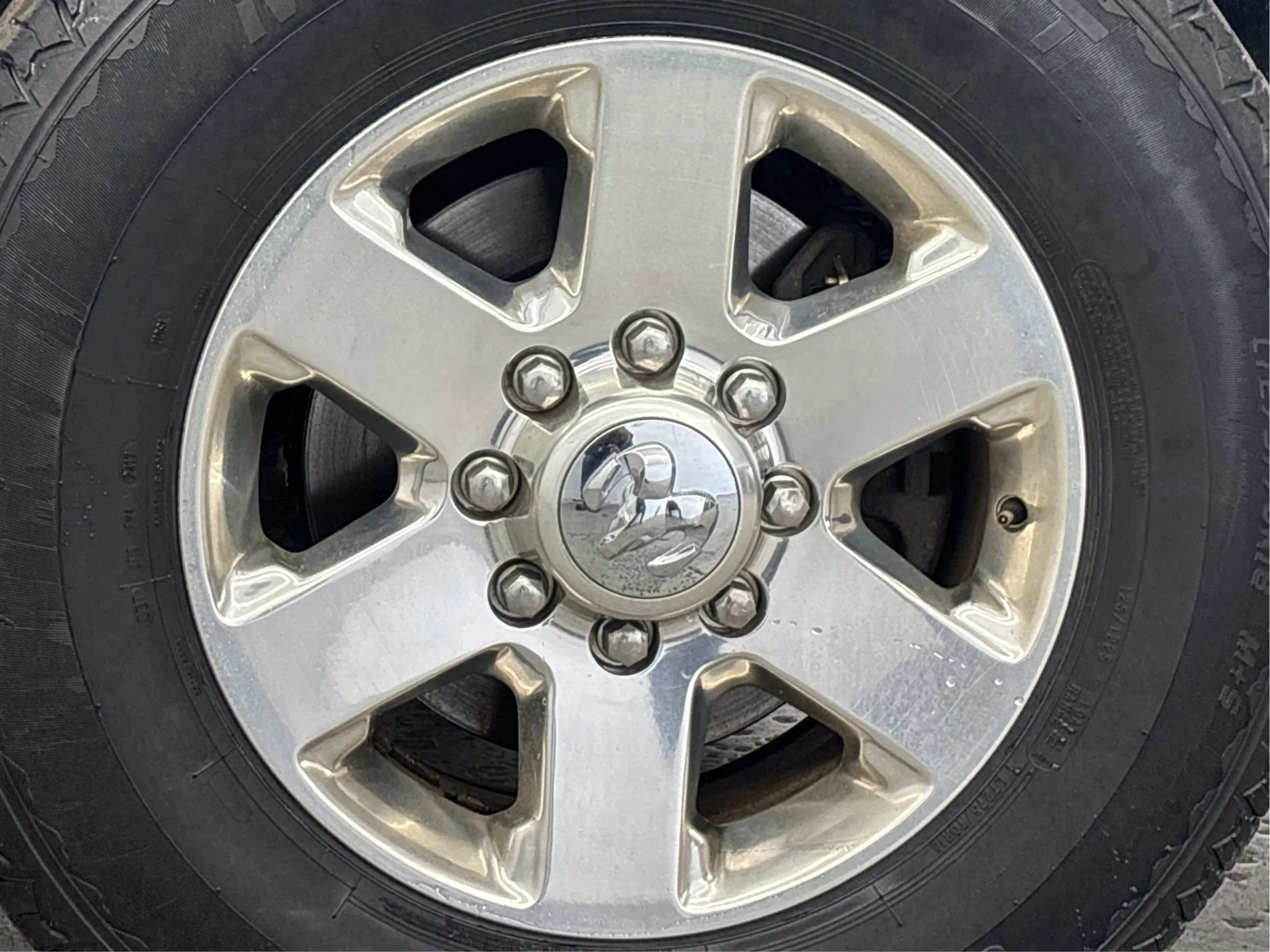 Used 2015 RAM 2500 SLT w/ Popular Equipment Group AWD/4WD image 28