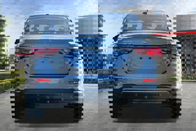 Used 2024 Nissan Sentra SV w/ Trunk Package image 5