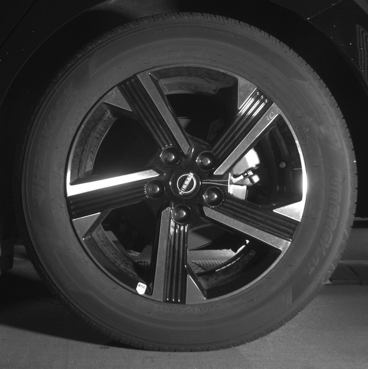 Used 2025 Nissan Sentra SV image 14