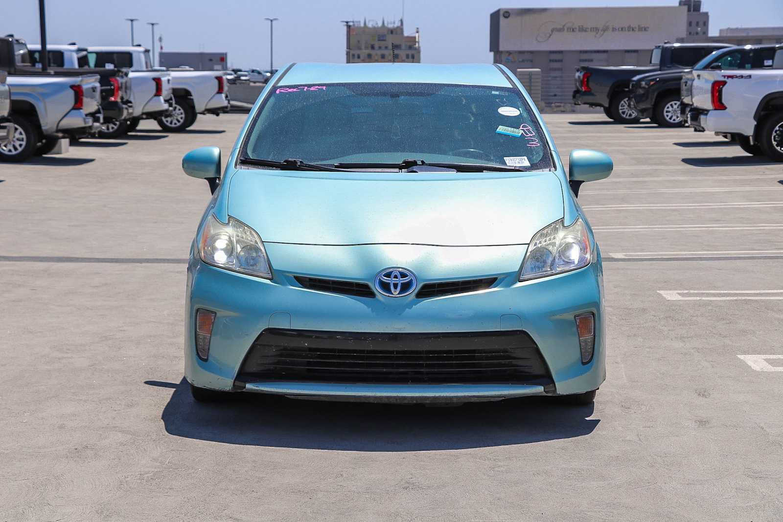 Used 2015 Toyota Prius Two FWD image 2