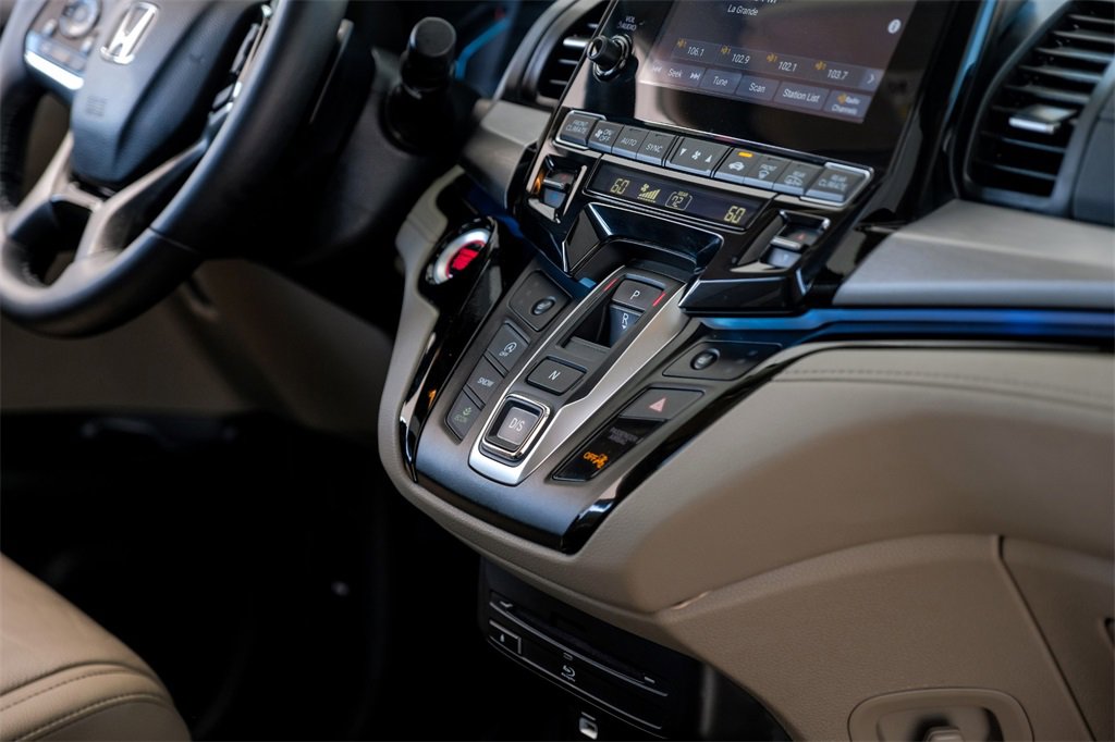 Used 2023 Honda Odyssey Touring image 24