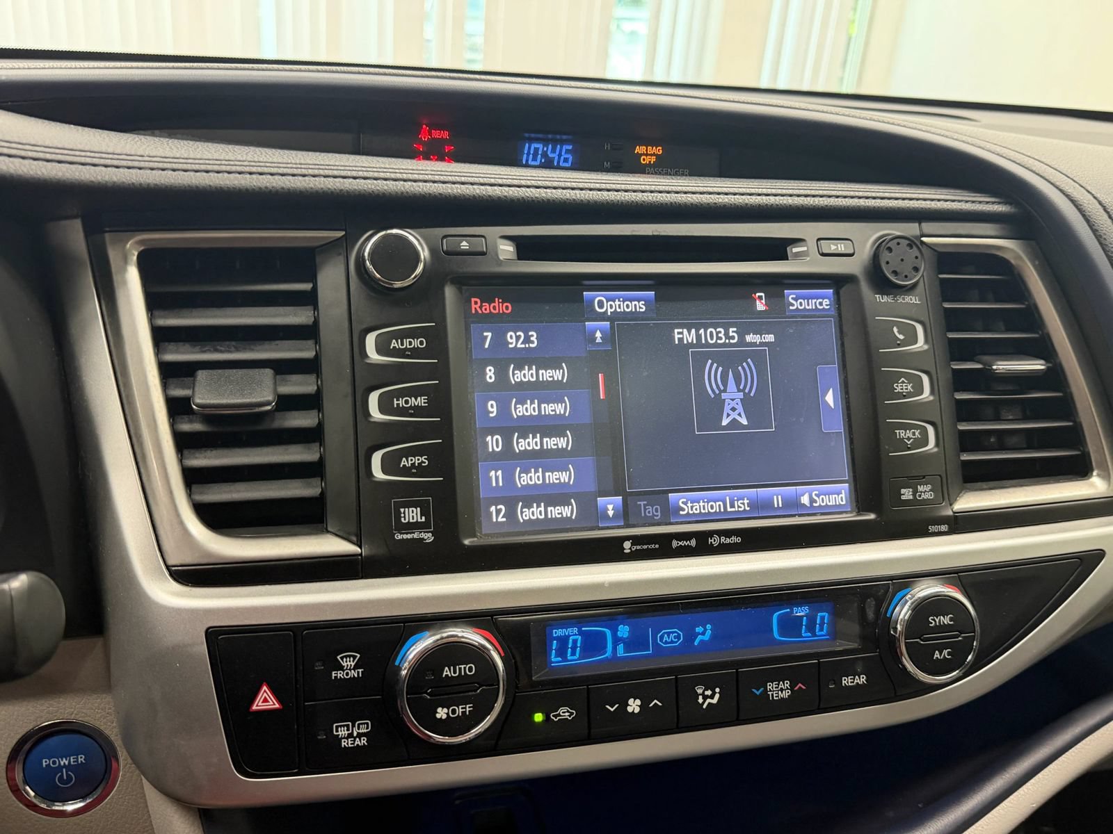 Used 2018 Toyota Highlander Limited Platinum AWD/4WD image 30