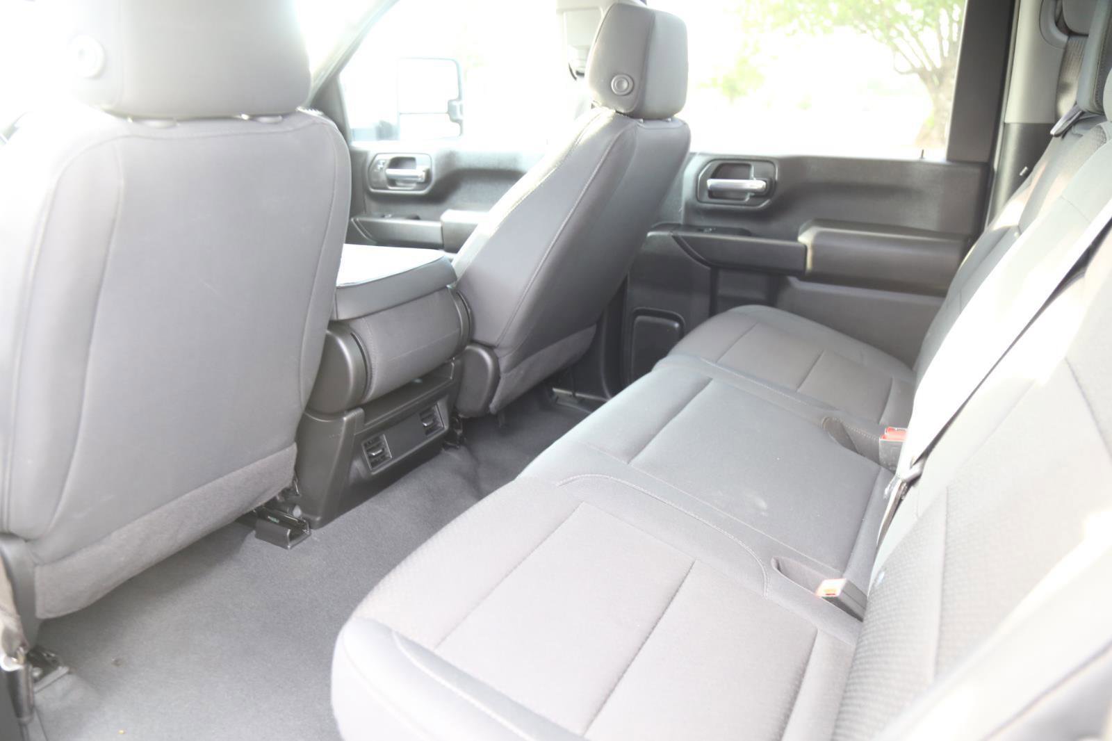 Used 2024 GMC Sierra 2500 Pro w/ 1SA Pro Safety Plus Package AWD/4WD image 17