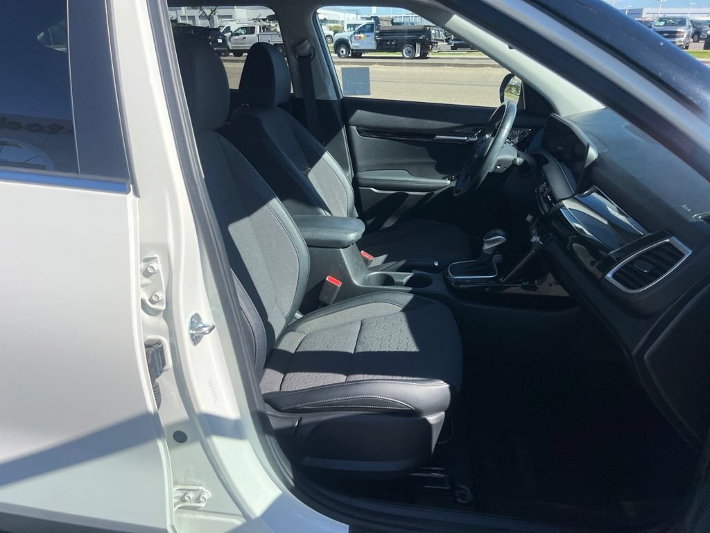 Used 2024 Kia Seltos S FWD image 39