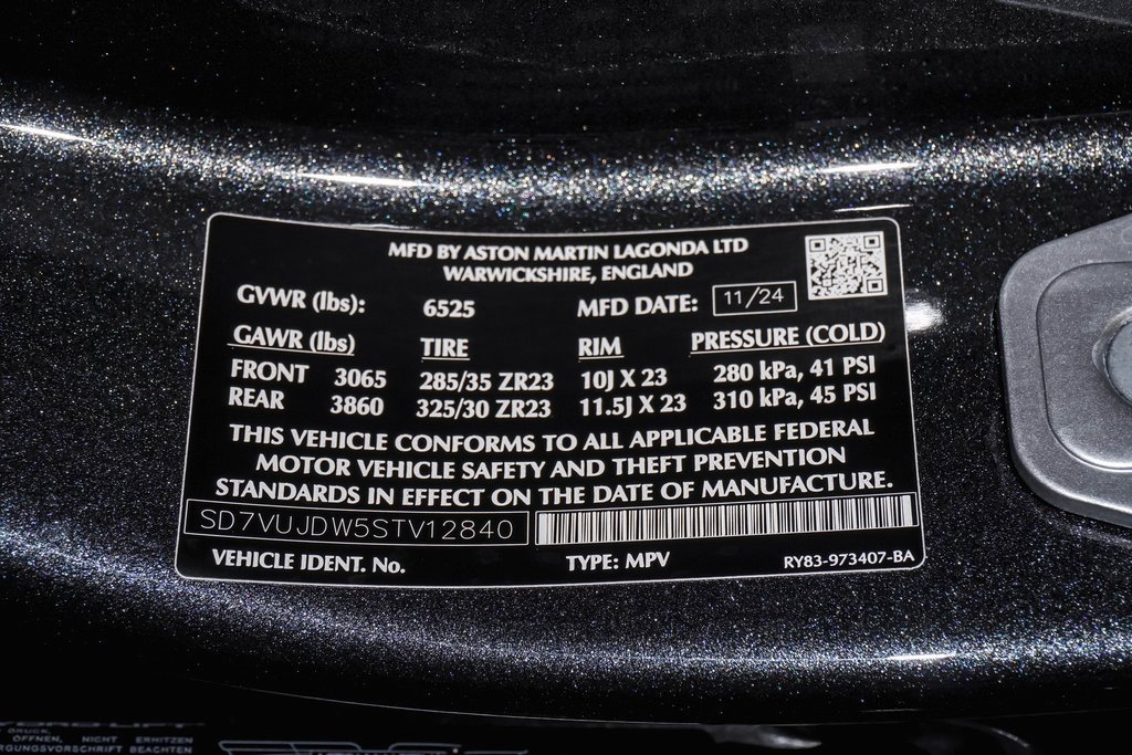 Used 2025 Aston Martin DBX 707 image 33