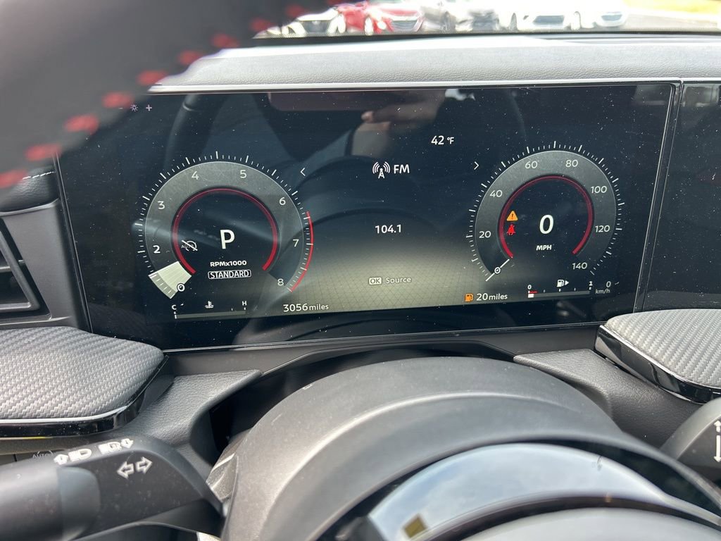 Used 2025 Nissan Kicks SR FWD image 23