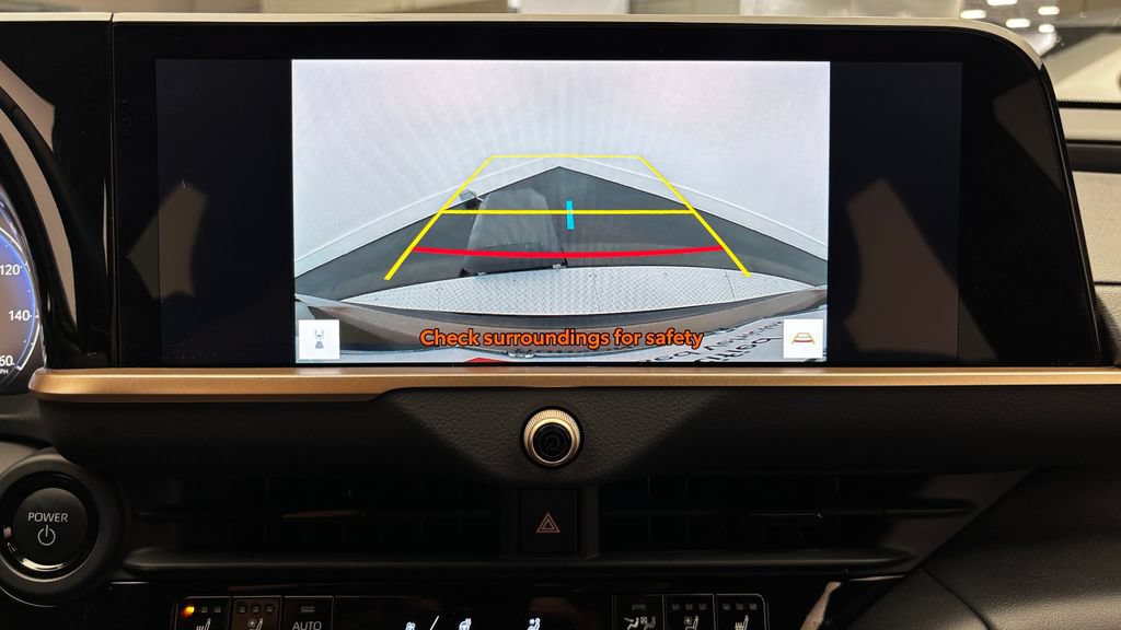 Used 2025 Toyota Crown Signia AWD/4WD image 43