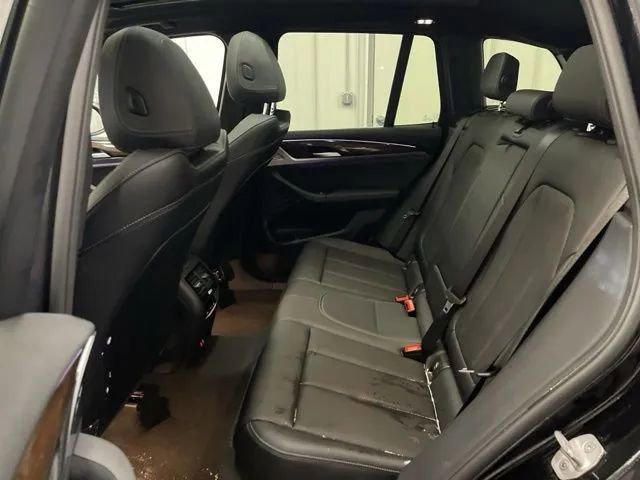 Used 2024 BMW X3 xDrive30i image 11