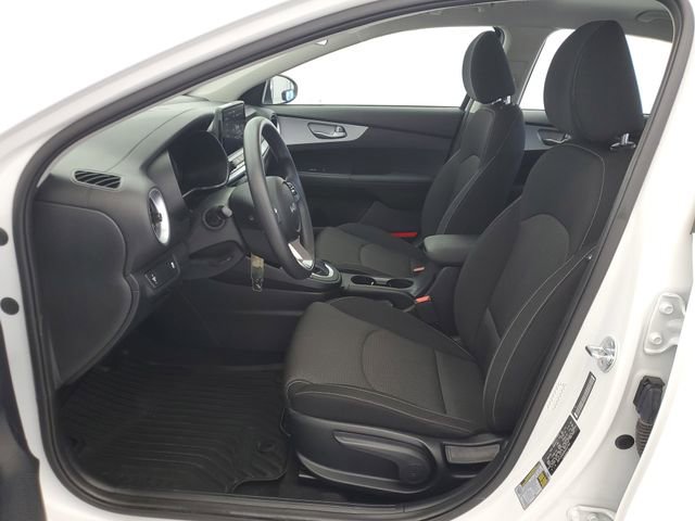 Used 2024 Kia Forte LX image 17