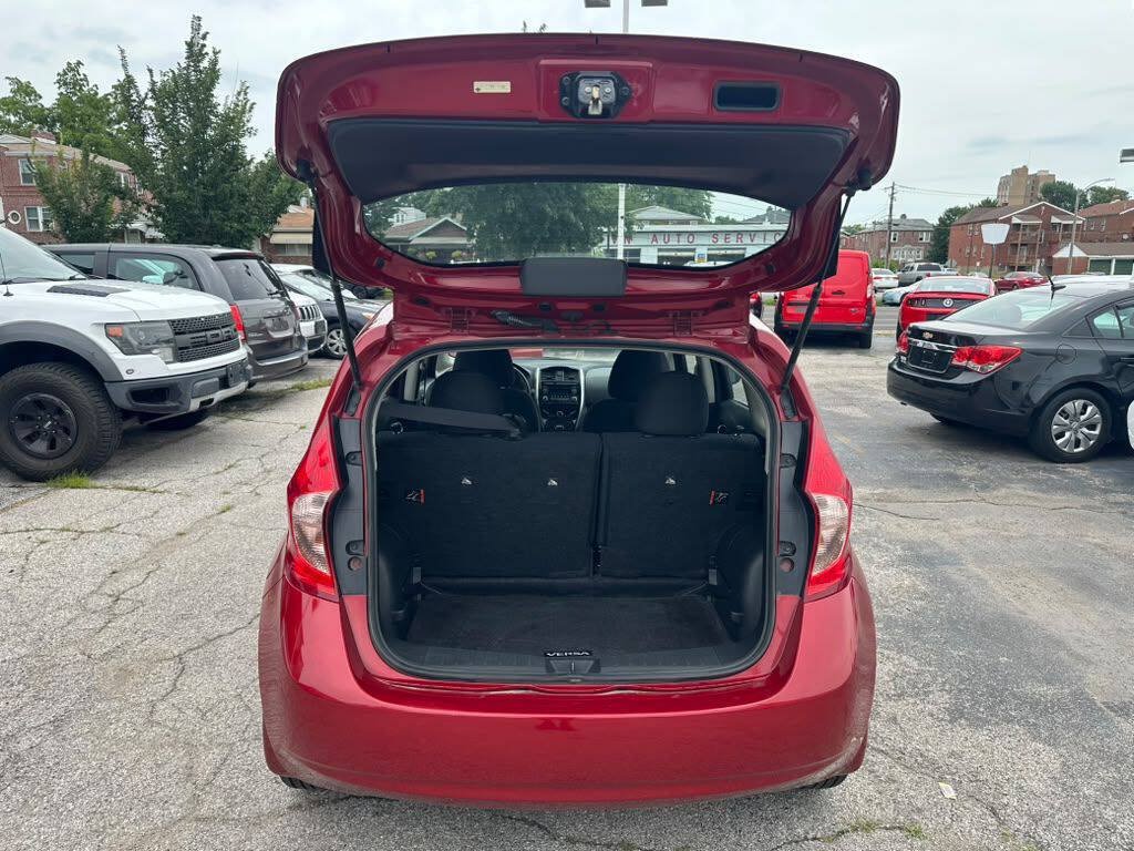 Used 2015 Nissan Versa Note SV FWD image 23
