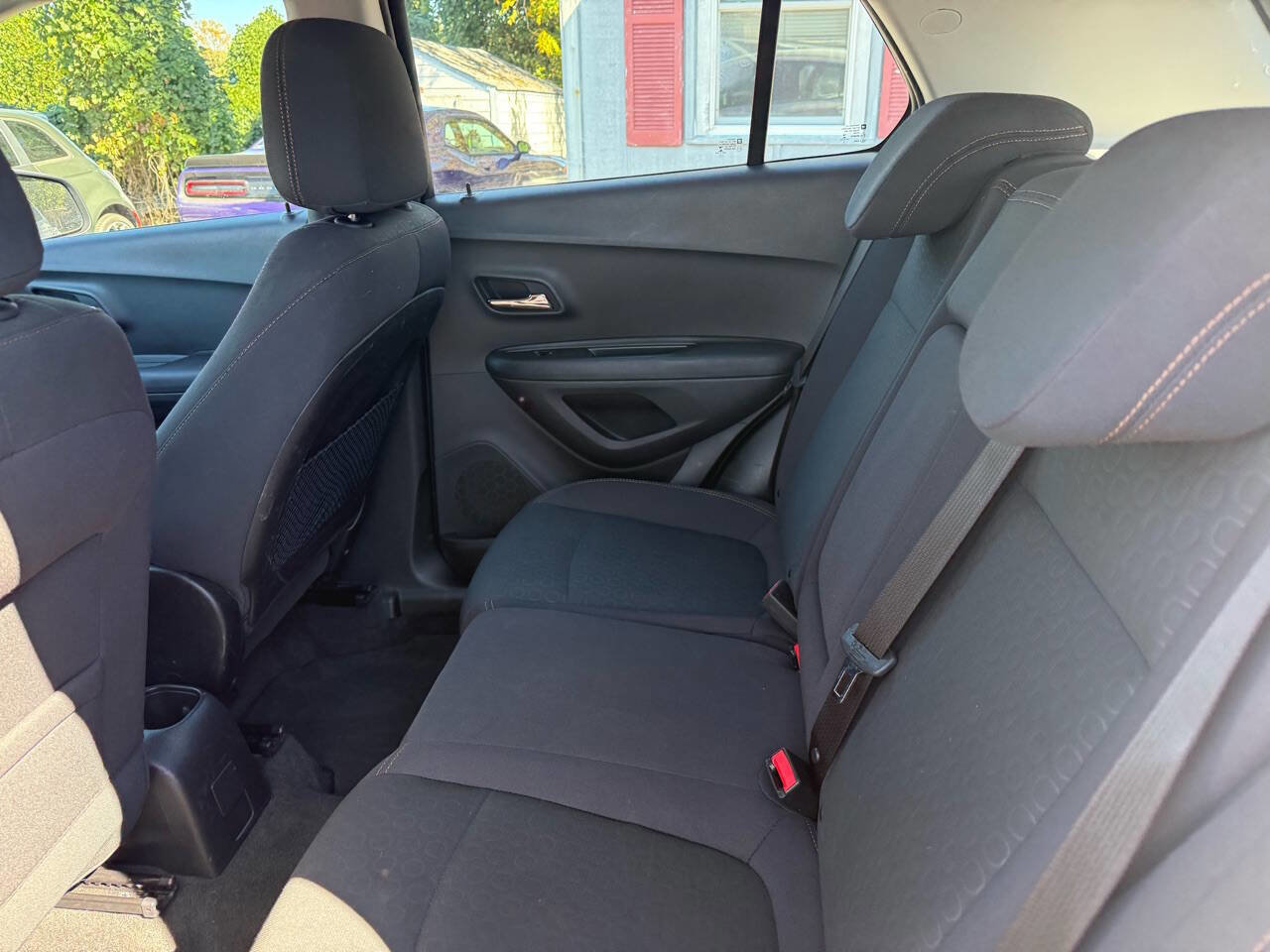Used 2018 Chevrolet Trax LS image 21