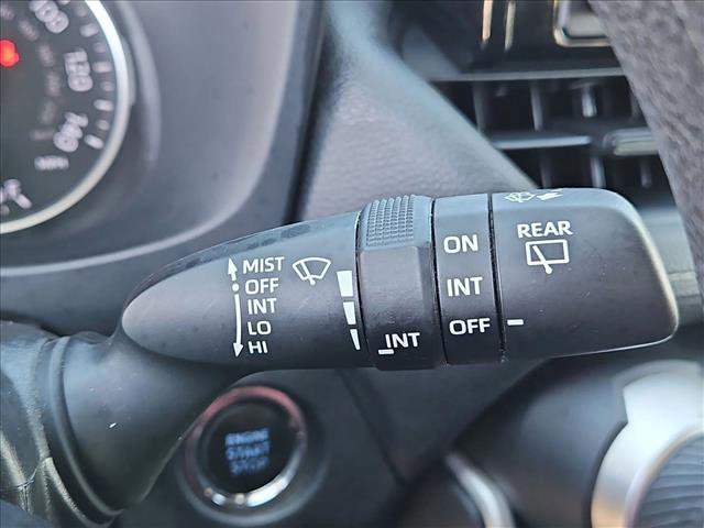 Used 2021 Toyota RAV4 XLE image 15