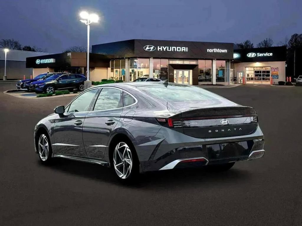 New 2026 Hyundai Sonata SEL FWD image 5