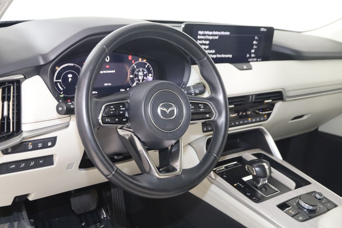 Used 2024 MAZDA CX-90 Plug-In Hybrid w/ Premium Plus AWD/4WD image 6