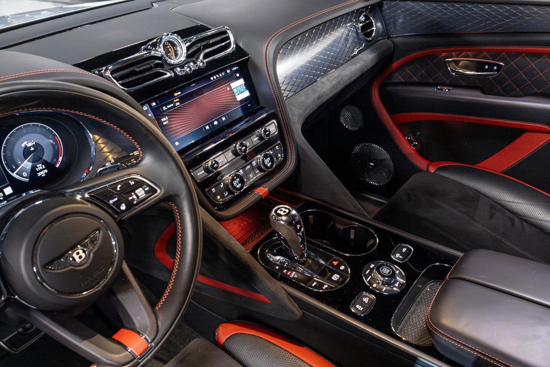 Used 2021 Bentley Bentayga Speed AWD/4WD image 9