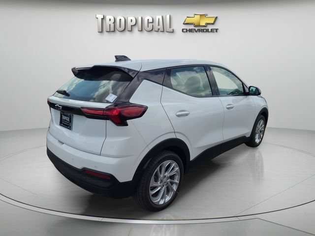 New 2027 Chevrolet Bolt LT FWD image 5
