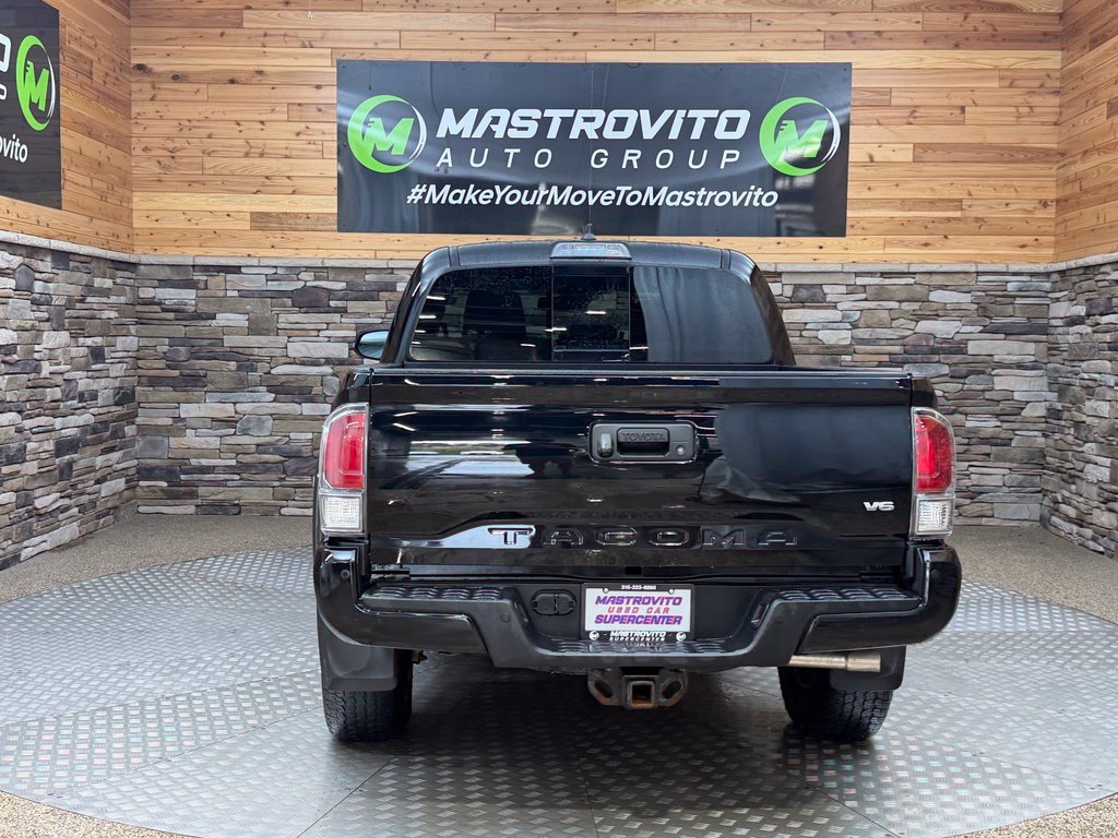 Used 2020 Toyota Tacoma TRD Off-Road w/ TRD Premium Off Road Package AWD/4WD image 23