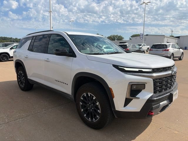 Used 2025 Chevrolet Traverse Z71