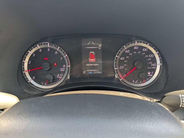 Used 2022 Toyota Highlander L FWD image 25